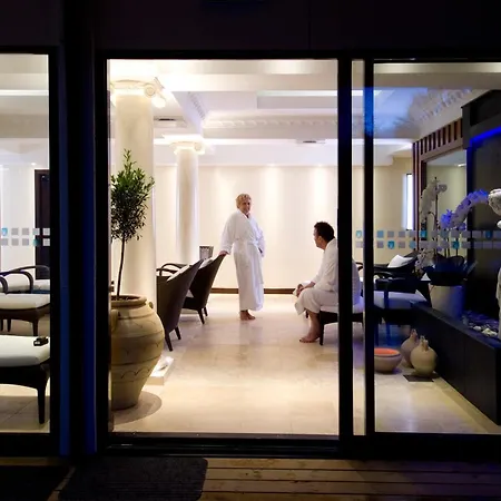 Nordfjord Hotel 4*